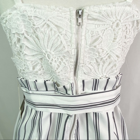 Vine and Valley White Lace Gray Stripe Short Romper Lg NEW - Picture 7 of 8